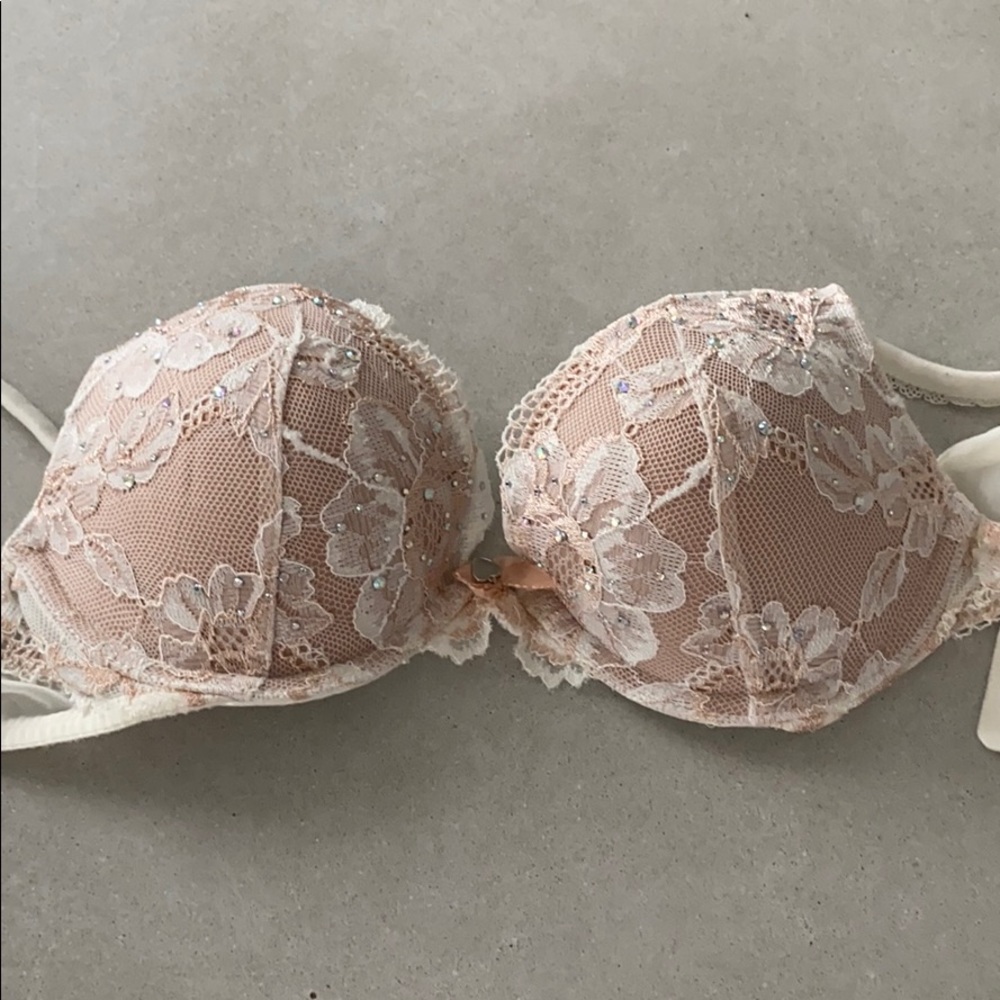 Victoria Secret bra
